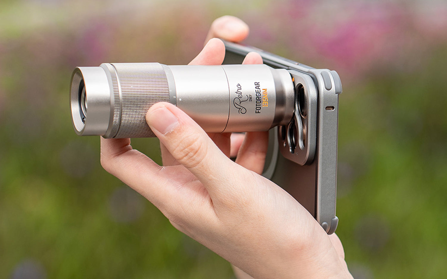 How to Use the FotorGear 135mm Portrait Lens?