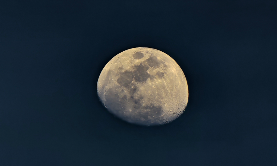With Fotorgear — MOON